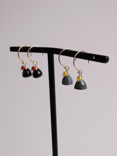 【 Pyramid - ピラミッド 】 ピアス・イヤリング